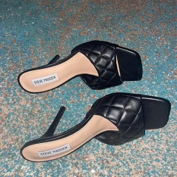 Steve Madden Signify Black Heels - Picture 2 of 4